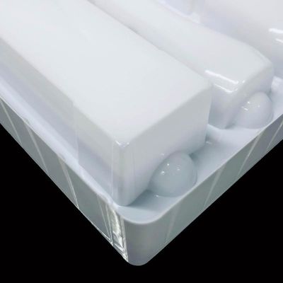 Hautpflege-Set Einfügelteller Weißes PS Kunststoffverpackung Blasen geformtes Tray für Kosmetika Set